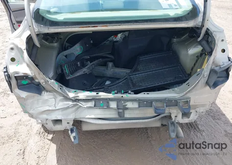 2016 Ford Focus Se z USA, uszkodzony, nr VIN 1FADP3F24GL267650